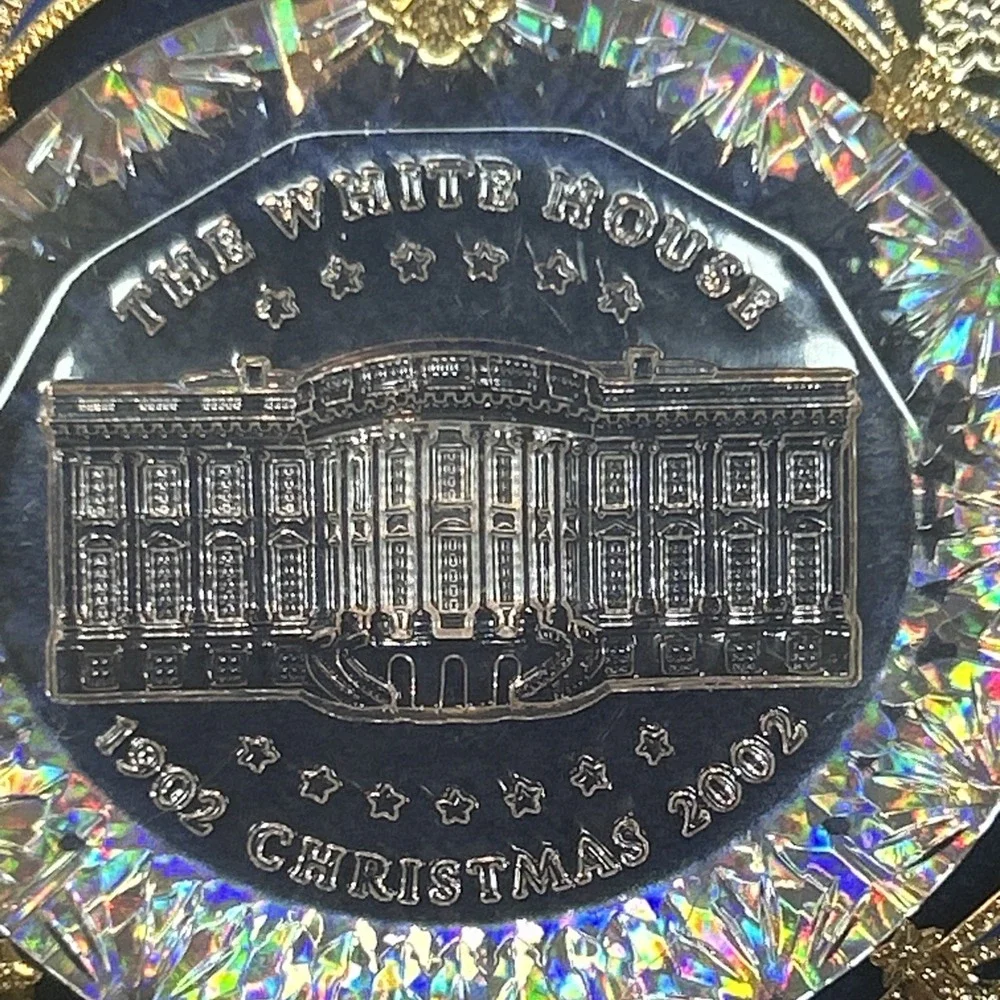 2002 WHITE HOUSE HISTORICAL ASSOCIATION CHRISTMAS ORNAMENT